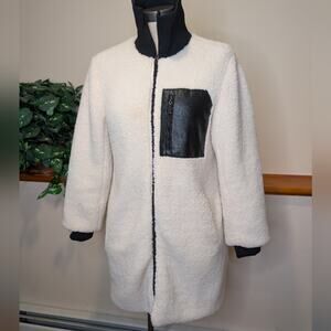 NVLT Sherpa Fleece Coat with Faux Leather Pocket – Size Small